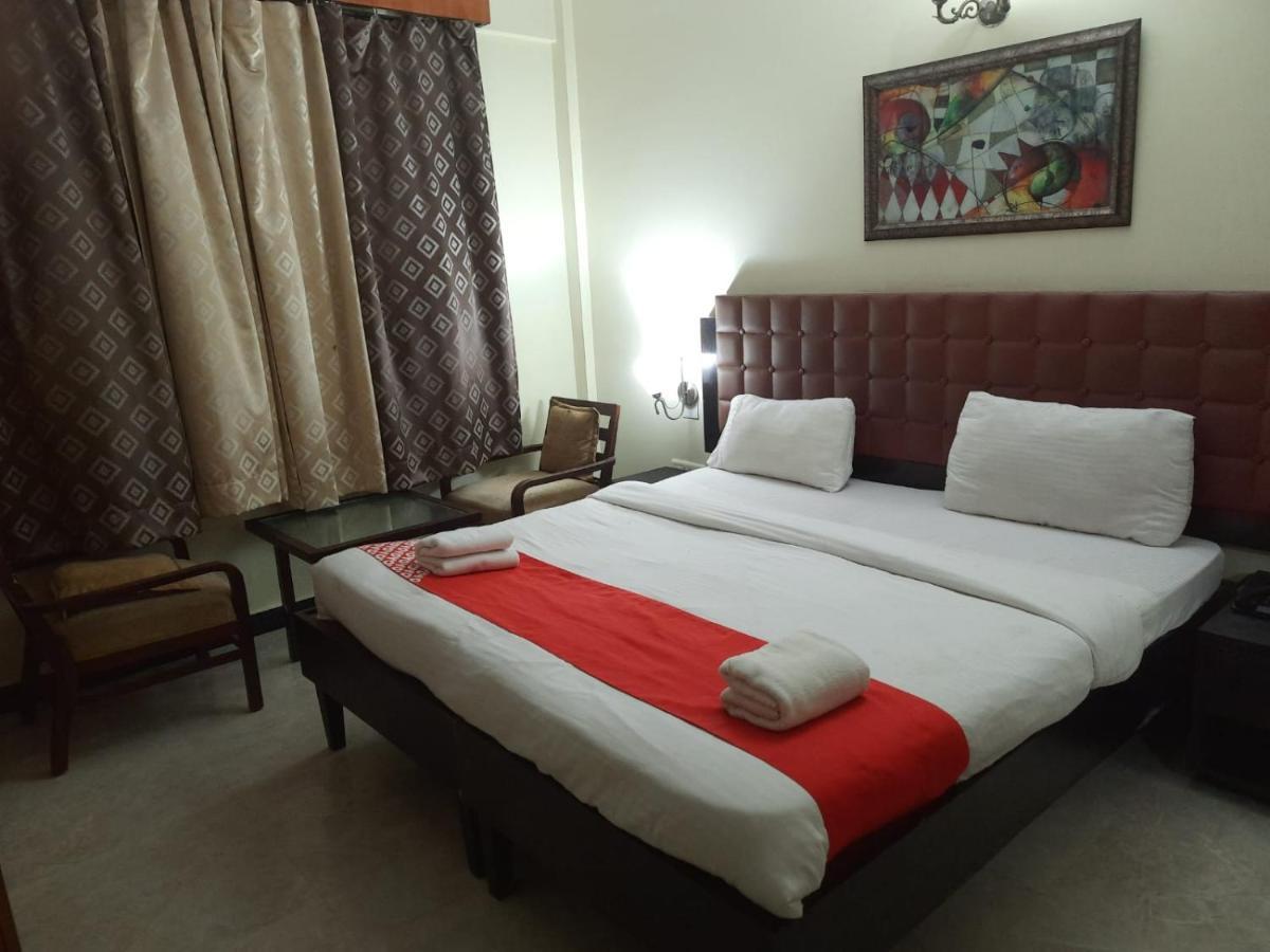 Hotel Surya Beach Inn ปูรี ภายนอก รูปภาพ