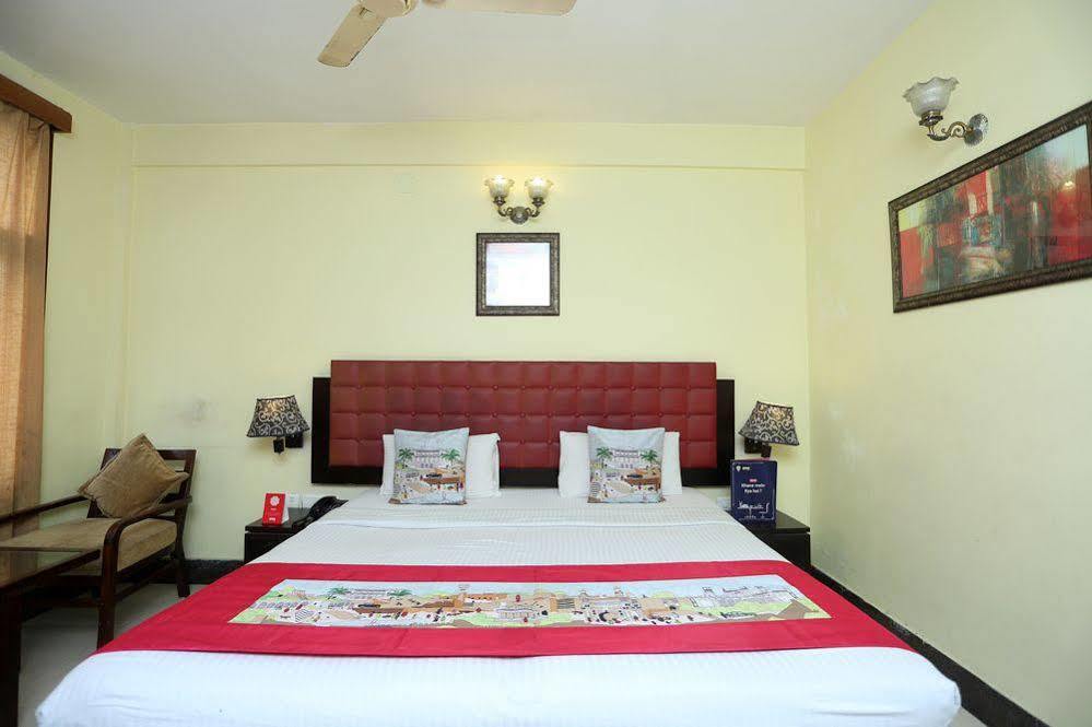 Hotel Surya Beach Inn ปูรี ภายนอก รูปภาพ